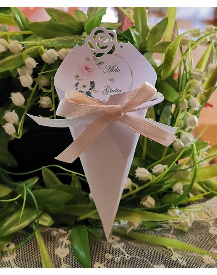 CONO MATRIMONIO PER IL RISO CON FIORI