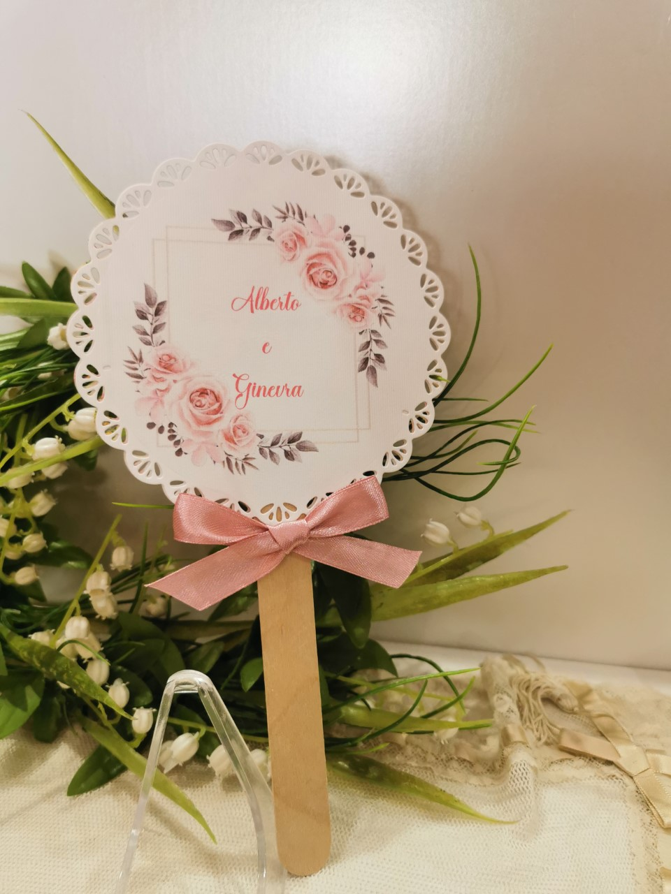 Scatolina portaconfetti a ventaglio carta di riso con fiori Bomboniere